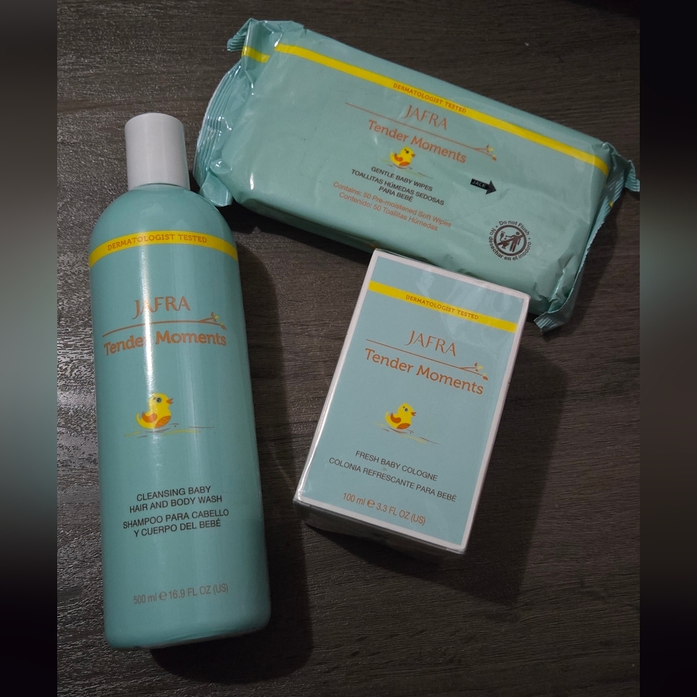 JAFRA Tender Moments Baby Bath Set